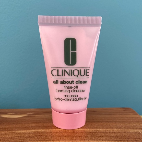 Clinique three piece kit - travel size - Picture 2 of 4